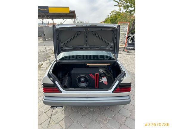 Sahibinden Mercedes - Benz 230 E 1988 Model