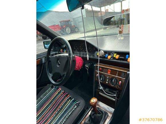 Sahibinden Mercedes - Benz 230 E 1988 Model