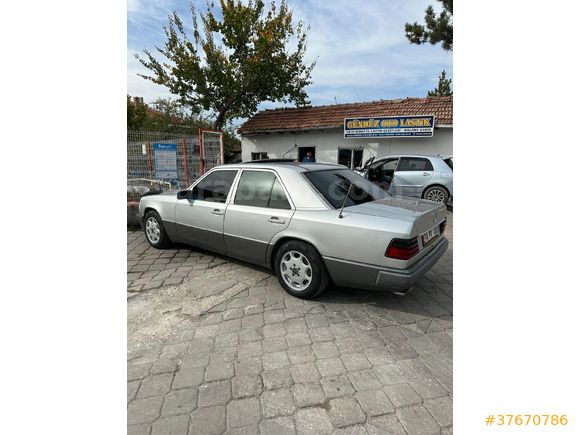 Sahibinden Mercedes - Benz 230 E 1988 Model