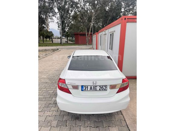 Sahibinden Honda Civic 1.6 i-VTEC ECO Elegance 2012 Model 