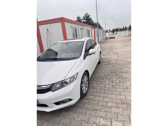 Sahibinden Honda Civic 1.6 i-VTEC ECO Elegance 2012 Model 