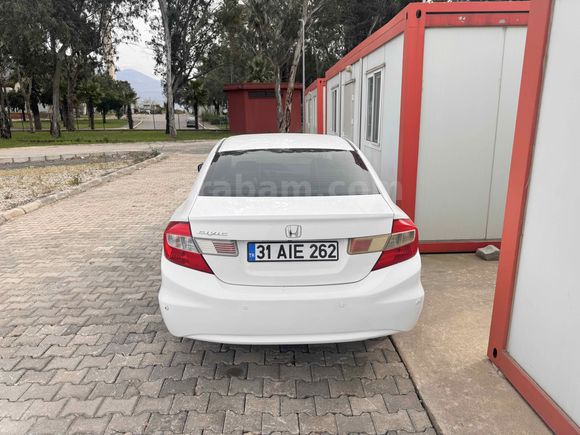 Sahibinden Honda Civic 1.6 i-VTEC ECO Elegance 2012 Model 