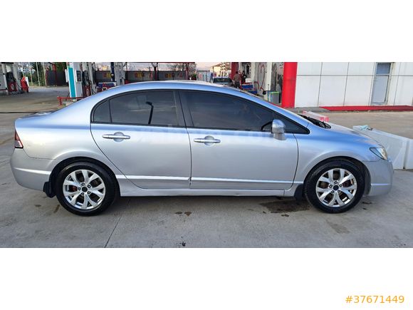 Memurdan Honda Civic 1.6 i-VTEC Dream 2008 Model