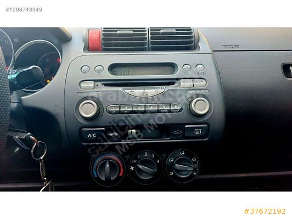 TAM OTOMATİK HONDA JAZZ I DEĞİŞENSİZ & SUNROOF I ES
