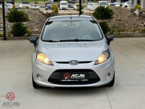 FORD FİESTA 1.4TDCİ TREND GÖRÜLMEYE DEGER TEMİZLİKTE !!
