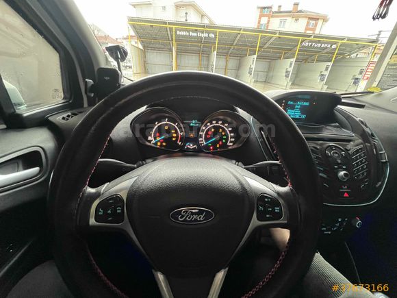 Sahibinden Ford Tourneo Courier 1.5 TDCi Titanium Plus 2018 Model 