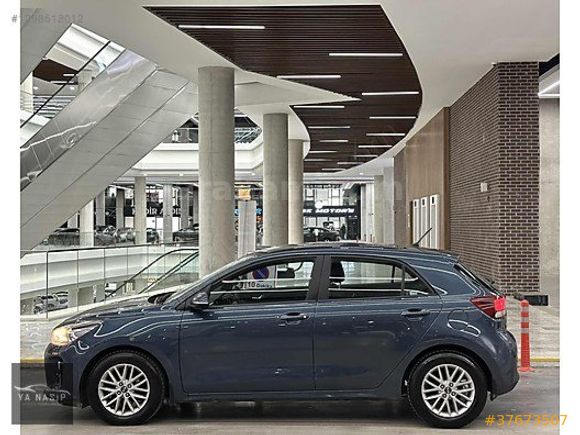 YANASİP'DEN 2019 KİA RİO 1.25 CVVT ELEGANCE HATCHBACHK MANUEL