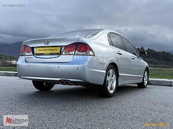 2011 HONDA CİVİC 1.6İ VTEC PREMİUM 120.000 KM