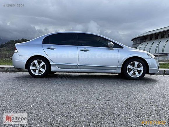 2011 HONDA CİVİC 1.6İ VTEC PREMİUM 120.000 KM