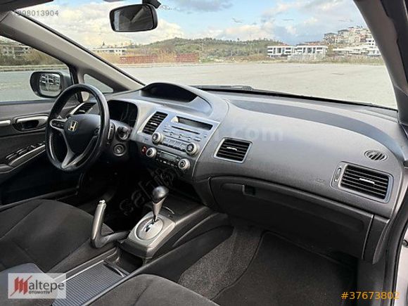 2011 HONDA CİVİC 1.6İ VTEC PREMİUM 120.000 KM