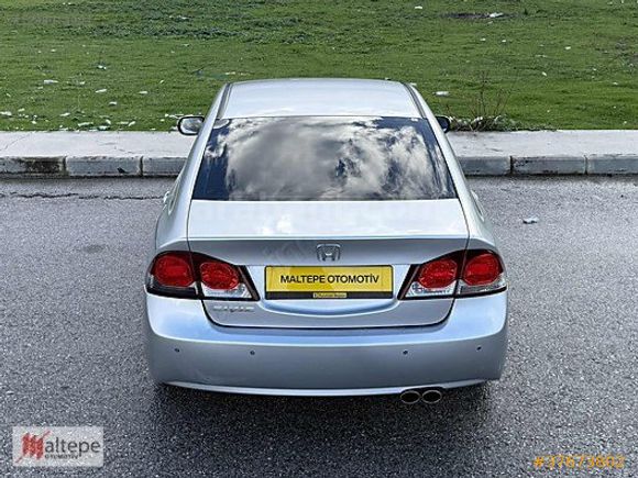 2011 HONDA CİVİC 1.6İ VTEC PREMİUM 120.000 KM