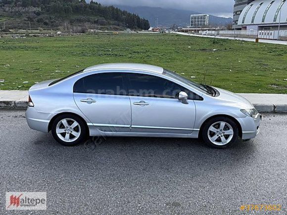 2011 HONDA CİVİC 1.6İ VTEC PREMİUM 120.000 KM