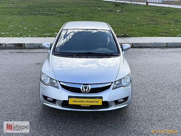 2011 HONDA CİVİC 1.6İ VTEC PREMİUM 120.000 KM