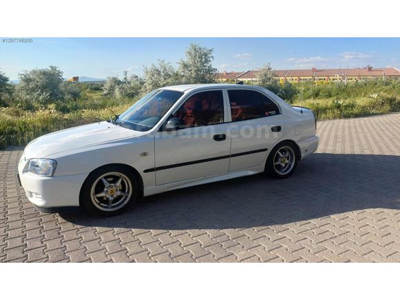 SAHİBİNDEN 2000 MODEL HYUNAİ