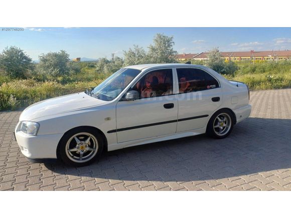 SAHİBİNDEN 2000 MODEL HYUNAİ