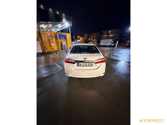 Sahibinden Toyota Corolla 1.4 D-4D Touch 2015 Model
