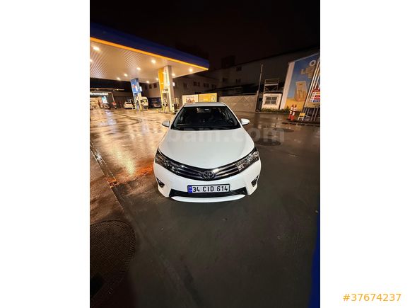 Sahibinden Toyota Corolla 1.4 D-4D Touch 2015 Model