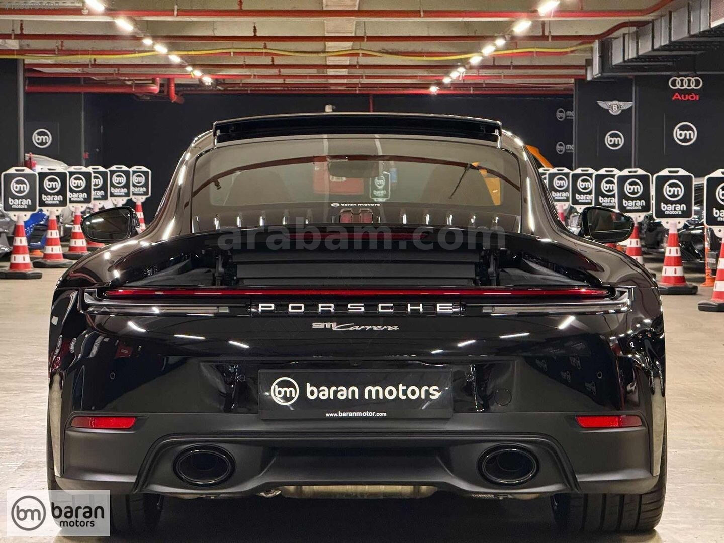 Galeriden Porsche 911 Carrera 2025 Model İstanbul 0 km Siyah 5