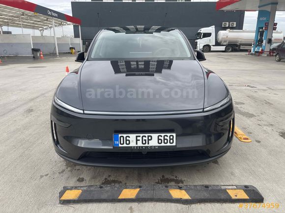 Sahibinden Tesla Model Y Premium Juniper 2025 Model 