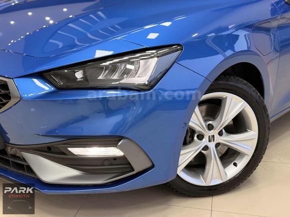 PARK OTOMOTİV'DEN 2025 SEAT LEON 1.5eHybrid Phev FR DSG HATASIZ