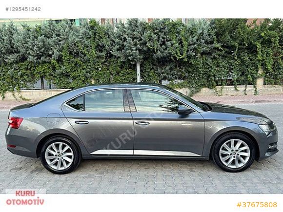 KURU DAN 2022 SUPER B 1.5 TSI DSG PREMİUM
