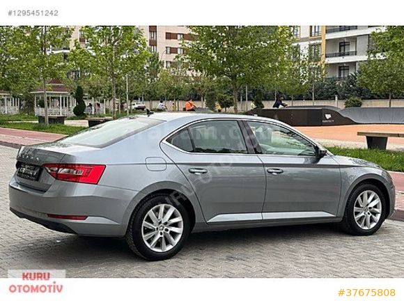 KURU DAN 2022 SUPER B 1.5 TSI DSG PREMİUM