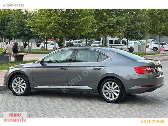 KURU DAN 2022 SUPER B 1.5 TSI DSG PREMİUM