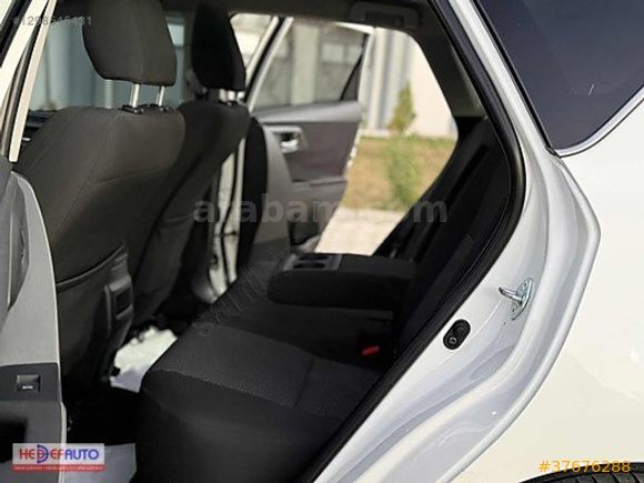 HEDEF AUTO'DAN AURİS D4-D ADVANCE SKY PACK OTOMATİK CAM TAVAN