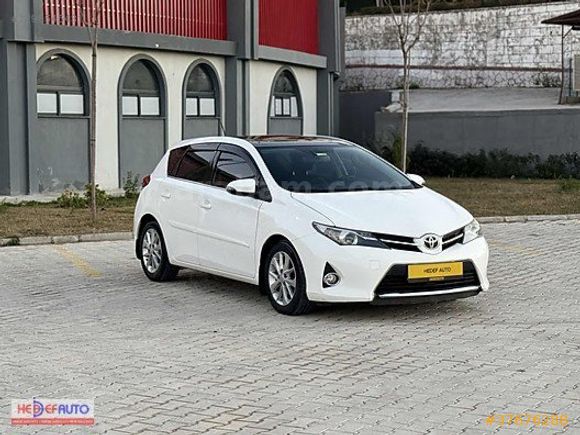 HEDEF AUTO'DAN AURİS D4-D ADVANCE SKY PACK OTOMATİK CAM TAVAN