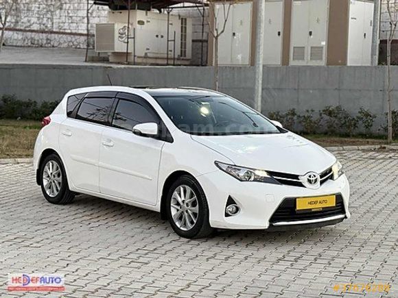 HEDEF AUTO'DAN AURİS D4-D ADVANCE SKY PACK OTOMATİK CAM TAVAN