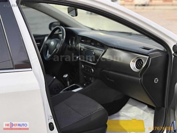 HEDEF AUTO'DAN AURİS D4-D ADVANCE SKY PACK OTOMATİK CAM TAVAN