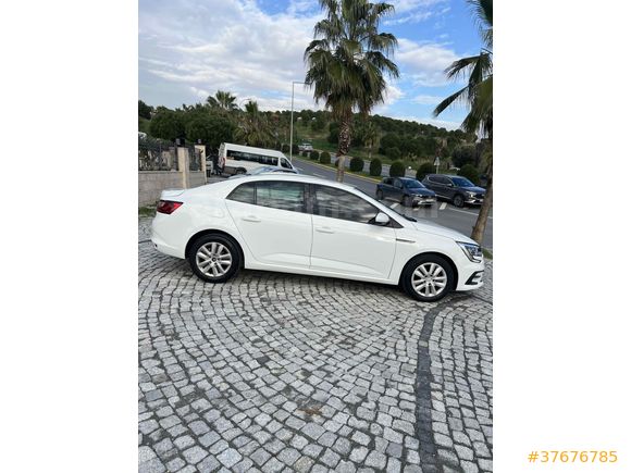 MASRAFSIZ 2022 Model MEGANE JOY CONFORT 77 BİN KM EXPERLİ
