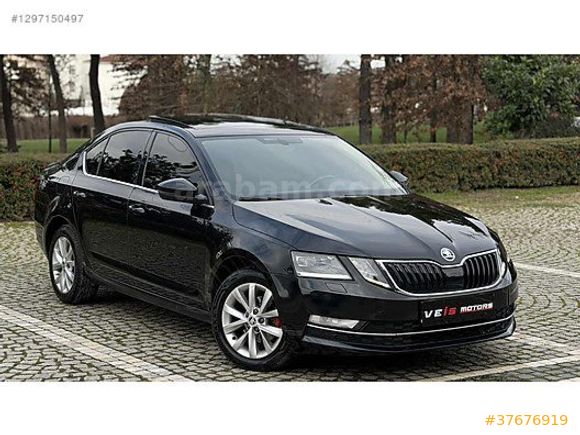 VEİS OTOMOTİV'DEN SKODA OCTAVİA STYLE 1.6 CAM TAVAN 2017 BAKIMLI
