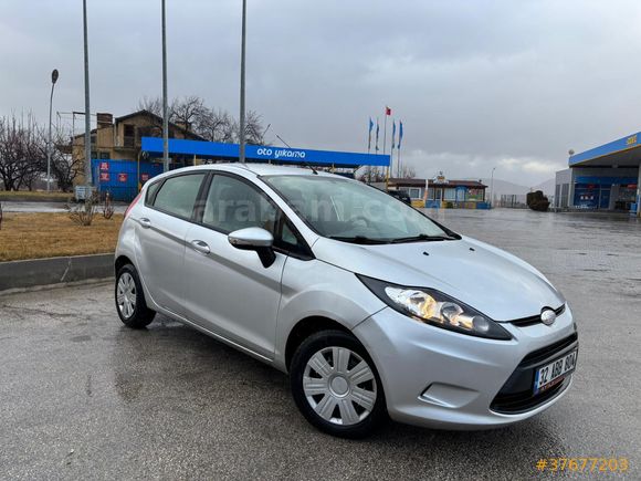 Sahibinden Ford Fiesta 1.4 TDCi Trend 2009 Model