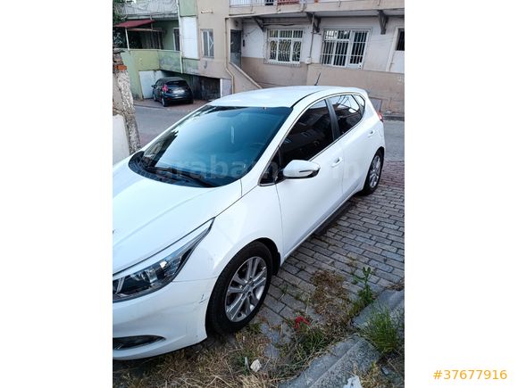 Sahibinden Kia Ceed 1.6 CRDi Concept 2013 Model