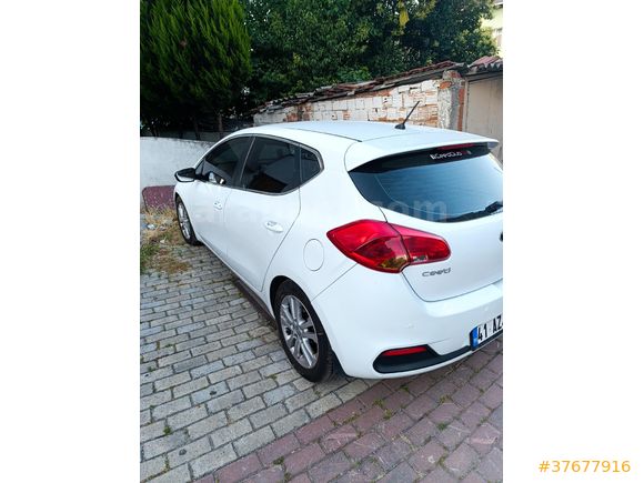 Sahibinden Kia Ceed 1.6 CRDi Concept 2013 Model
