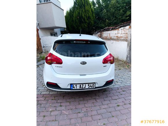 Sahibinden Kia Ceed 1.6 CRDi Concept 2013 Model