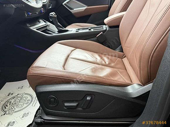 HATASIZ 2025 AUDİ Q3 35 TFSI ADVANCED (E.BAGAJ-CAM TAVAN)