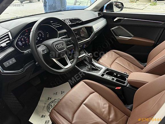 HATASIZ 2025 AUDİ Q3 35 TFSI ADVANCED (E.BAGAJ-CAM TAVAN)