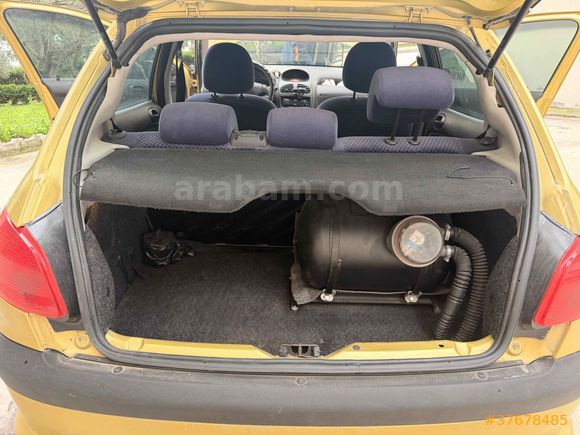 Sahibinden Peugeot 206 1.4 XT 2004 Model 