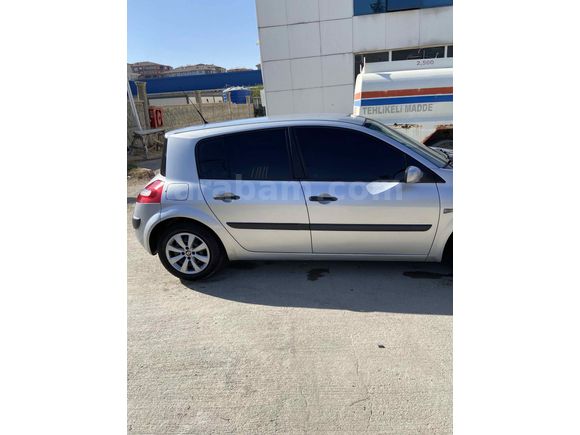 Sahibinden Renault Megane 1.4 Authentique 2009 Model 