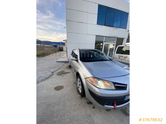 Sahibinden Renault Megane 1.4 Authentique 2009 Model 