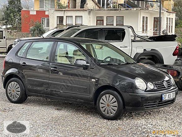 TELLİOĞLU_2004 POLO_HATASIZ_ _165 BİN KM_İÇİ BEJ