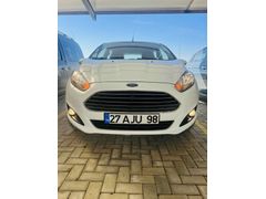 Sahibinden Ford Fiesta 1.25 Trend 2013 Model  142.000 km Beyaz