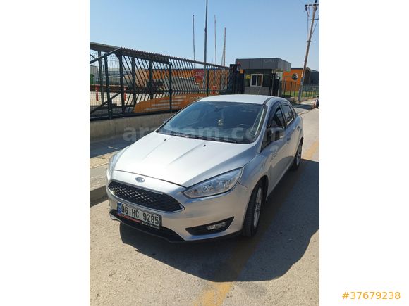 Sahibinden Ford Focus 1.6 Ti-VCT Style 2015 Model