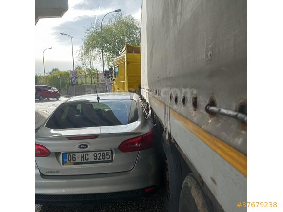 Sahibinden Ford Focus 1.6 Ti-VCT Style 2015 Model