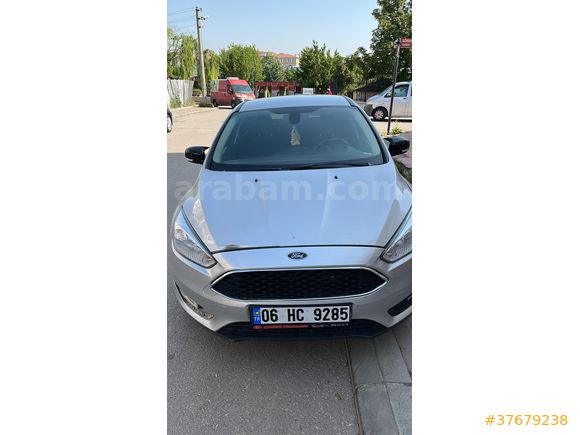 Sahibinden Ford Focus 1.6 Ti-VCT Style 2015 Model