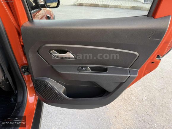 LANSMAN RENK-KOMPLE PPF-EXTRALARLA DOLU Bİ DUSTER-GSR 2