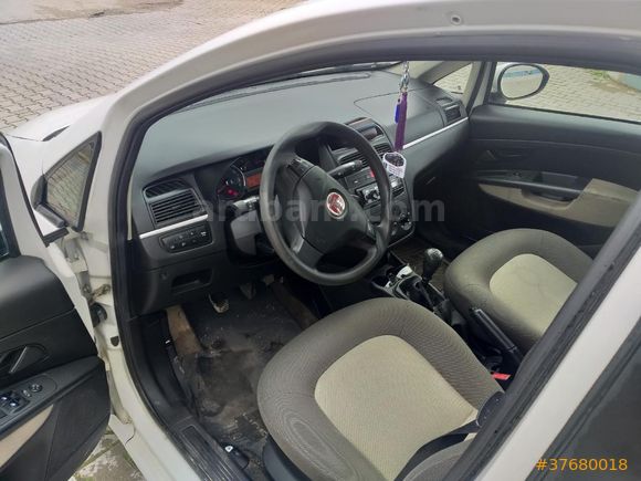 Sahibinden Fiat Linea 1.3 Multijet Active Plus 2013 Model  257.000 km Beyaz