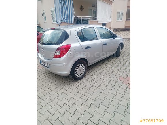 Sahibinden Opel Corsa 1.2 Twinport Essentia 2014 Model 